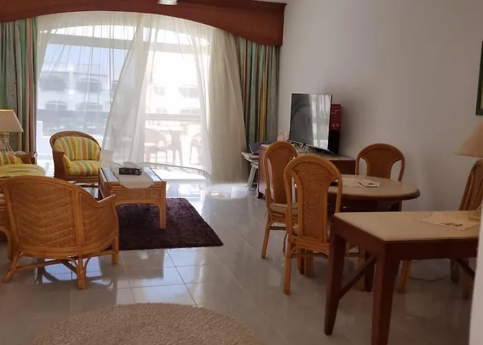 شالية مكيف بالكامل للعائلات فقط فرش فندقى بقرية لولى بيتش العين السخنة Apartman Ajn-Szuhna